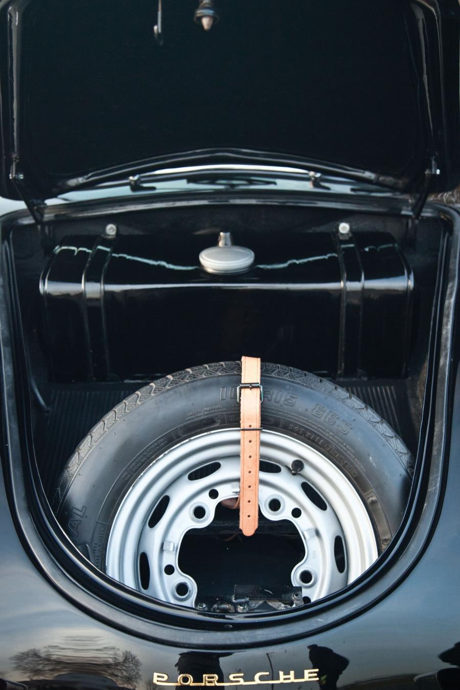  Porsche 356 Speedster 1955 года  (фото 6 из 23)